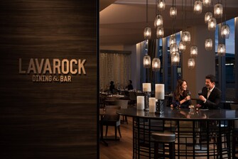 Dining & Bar LAVAROCK
