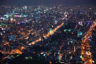 客室－大阪北側の夜景