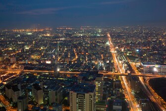 客室－大阪西側の夜景
