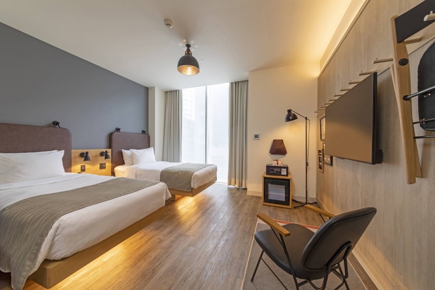 Moxy Signature Twin Guest Room
