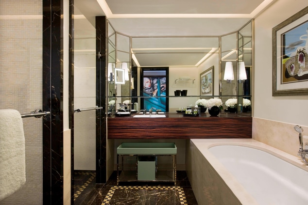 Art Deco Room - Bathroom