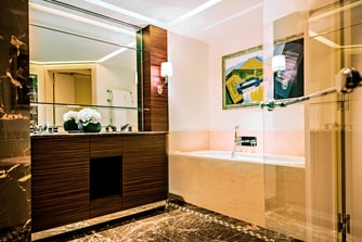 Makassar Suite – Badezimmer
