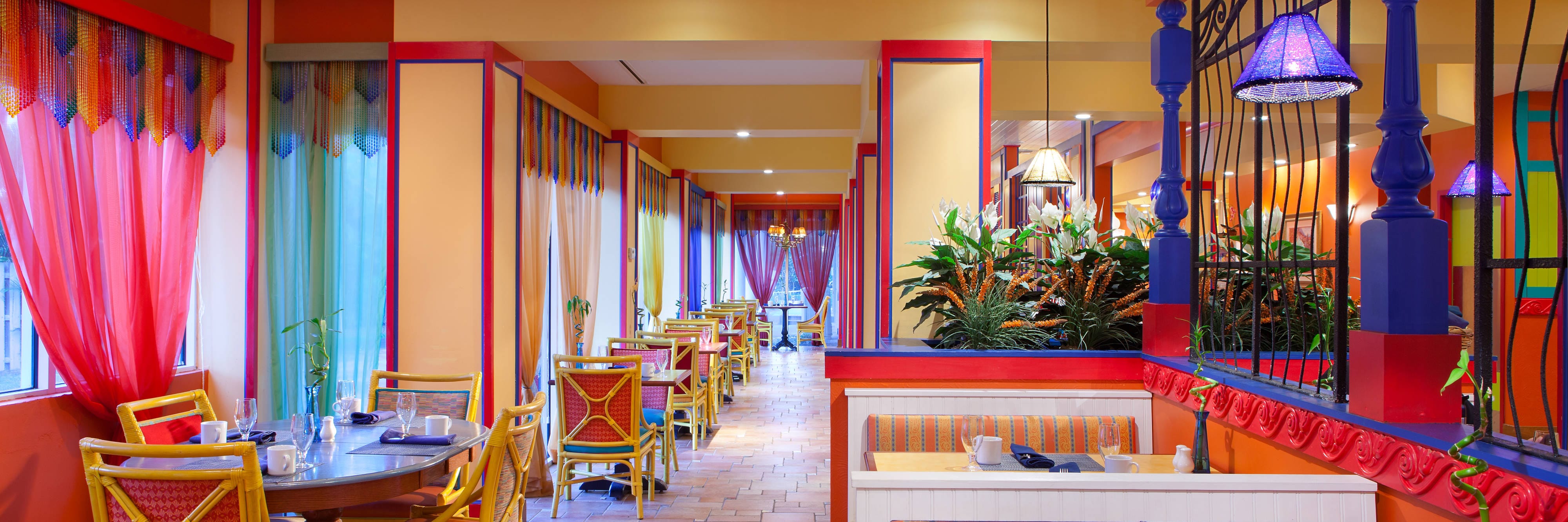 Resort Retreats - Earn up to $100 Daily Credit img