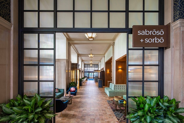 Sabroso + Sorbo - Entrance