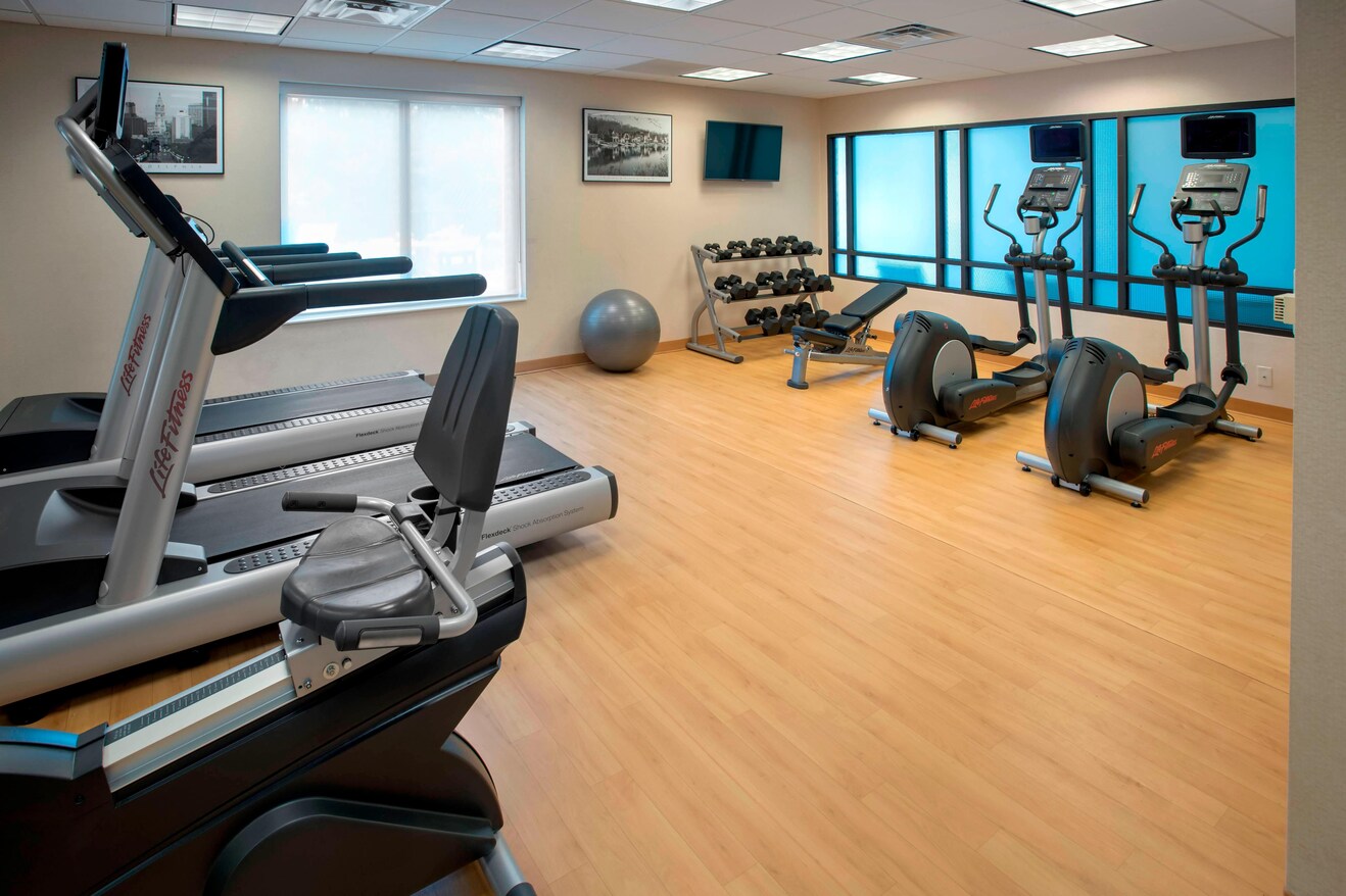 Plymouth Meeting PA Hotels Fitness Center