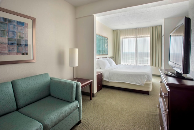 Hotels in Plymouth Meeting, PA - guest rooms
