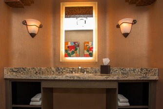 Jackrabbit Suite Bathroom - Vanity