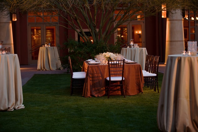 Outdoor Courtyard - Banquet Setup