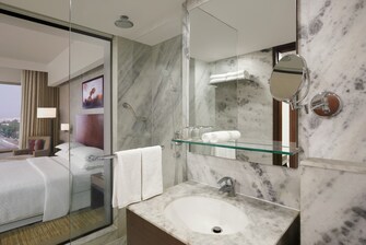 Executive Guest Room - Bathroom