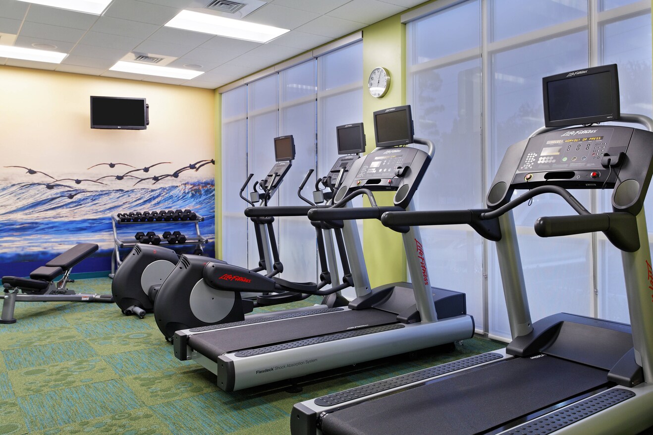 hotel fitness center in pensacola
