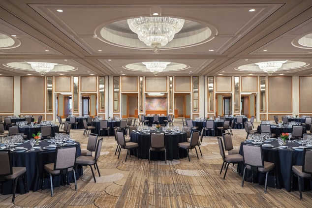 Crystal Ballroom - Banquet Setup