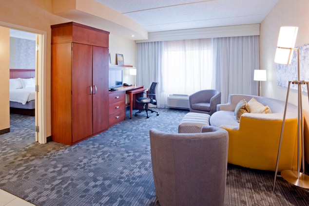 Rochester Minnesota Hotel Suite