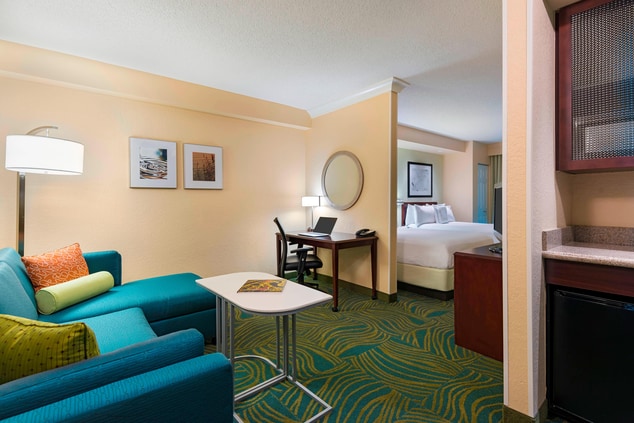 fort myers hotel suite