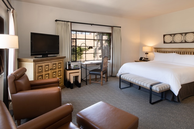 King Superior Guest Room