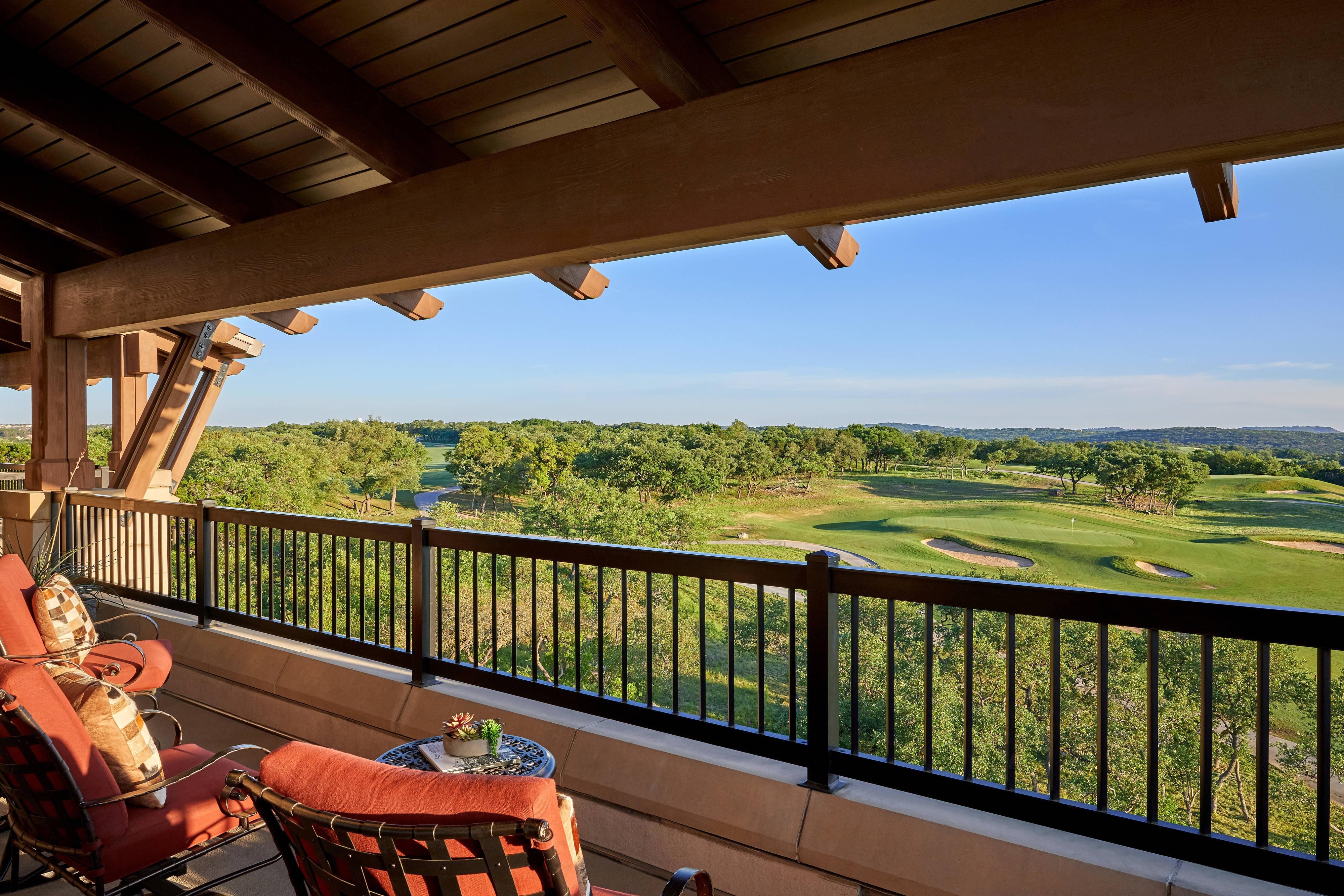Golf Suite - Golf Course View