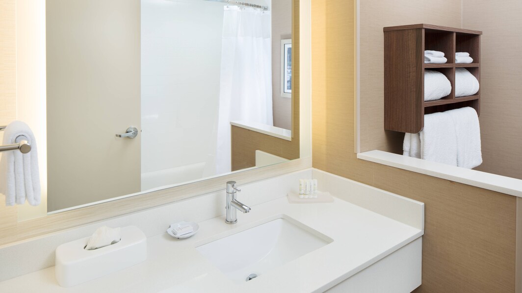 All of our queen/queen guest rooms and queen suites come equipped with a shower/tub combination and plenty of counter space to put your cosmetics or toiletries.