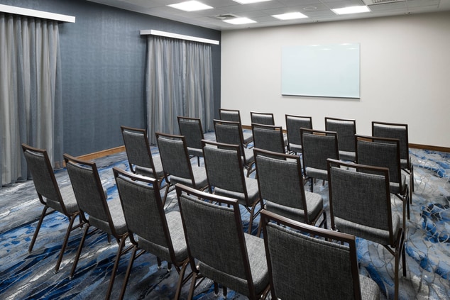 Gold Meeting Room
