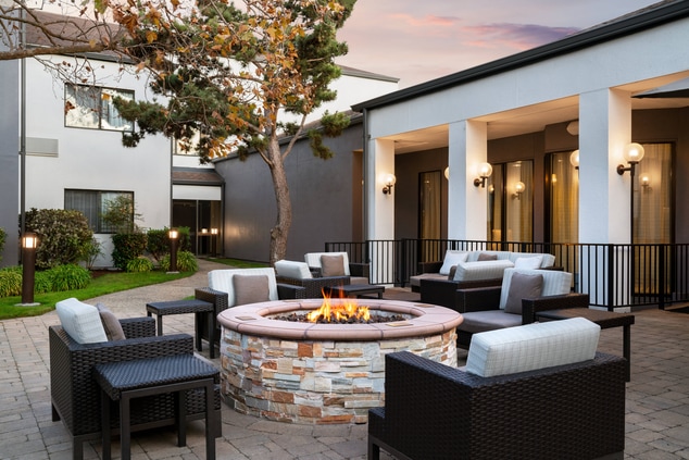 Outdoor Patio - Fire Pit