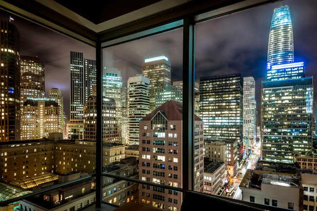 San Francisco downtown hotel with skyline views