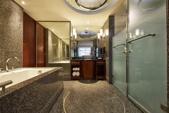 Salle de bain de chambre Crown Studio