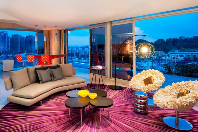 WOW Suite - Living Room