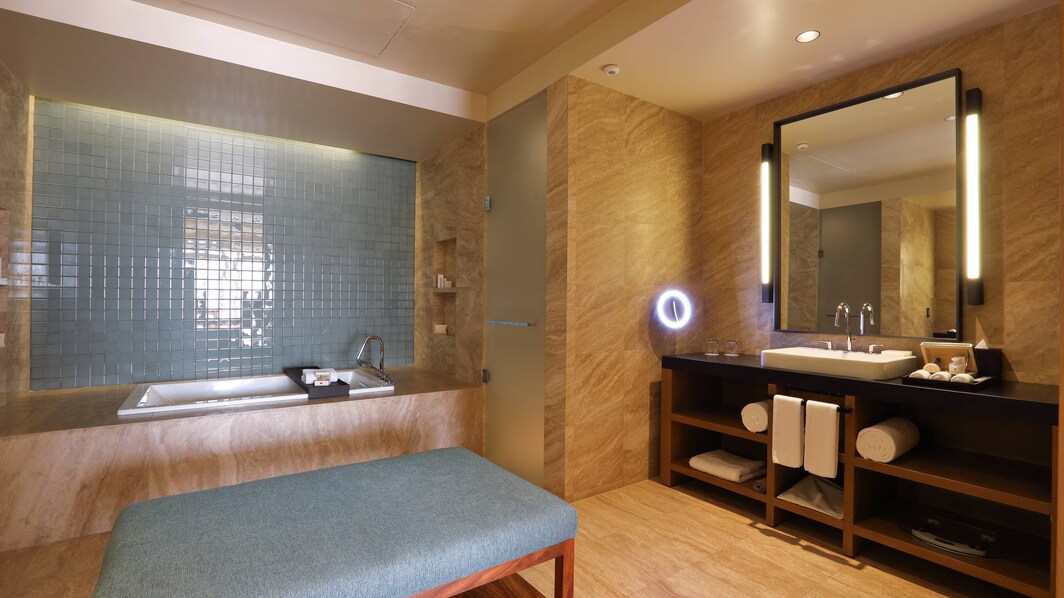 Banheiro - Suítes Luxury - Banheira