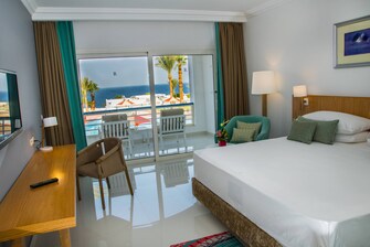 غرفة نزيل متميزة (Premium) بسرير كينج (مقاس كبير) - إطلالة على البحر