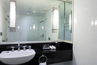 Bad in Hotel am Hafen von Sydney