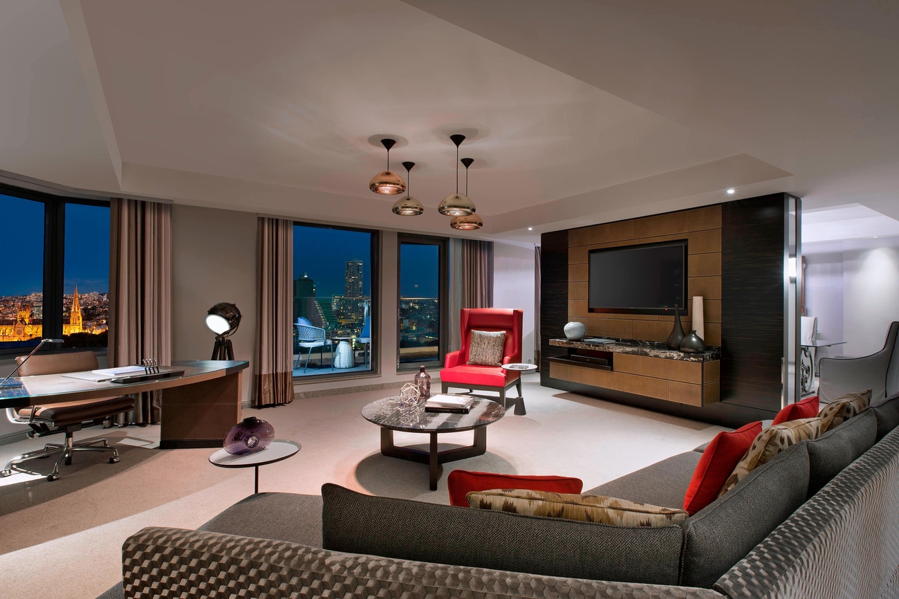 Ambassador Suite Lounge View