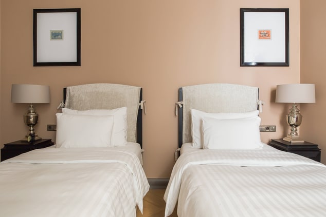 Cozy Comfort Twin/Twin Guest Room