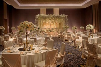 Бальный зал ‒ свадебный прием