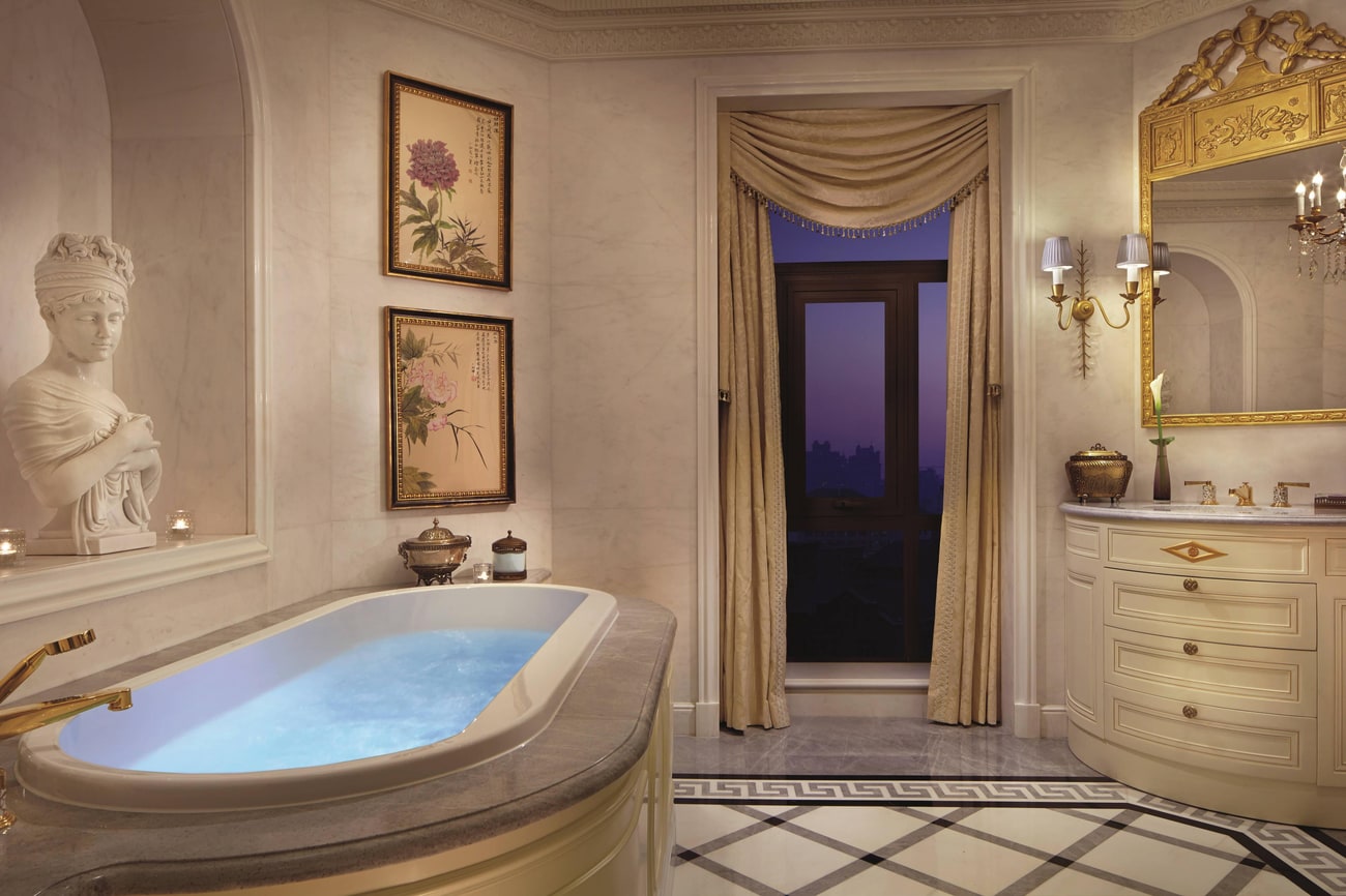 The Ritz-Carlton Suite - Bathroom