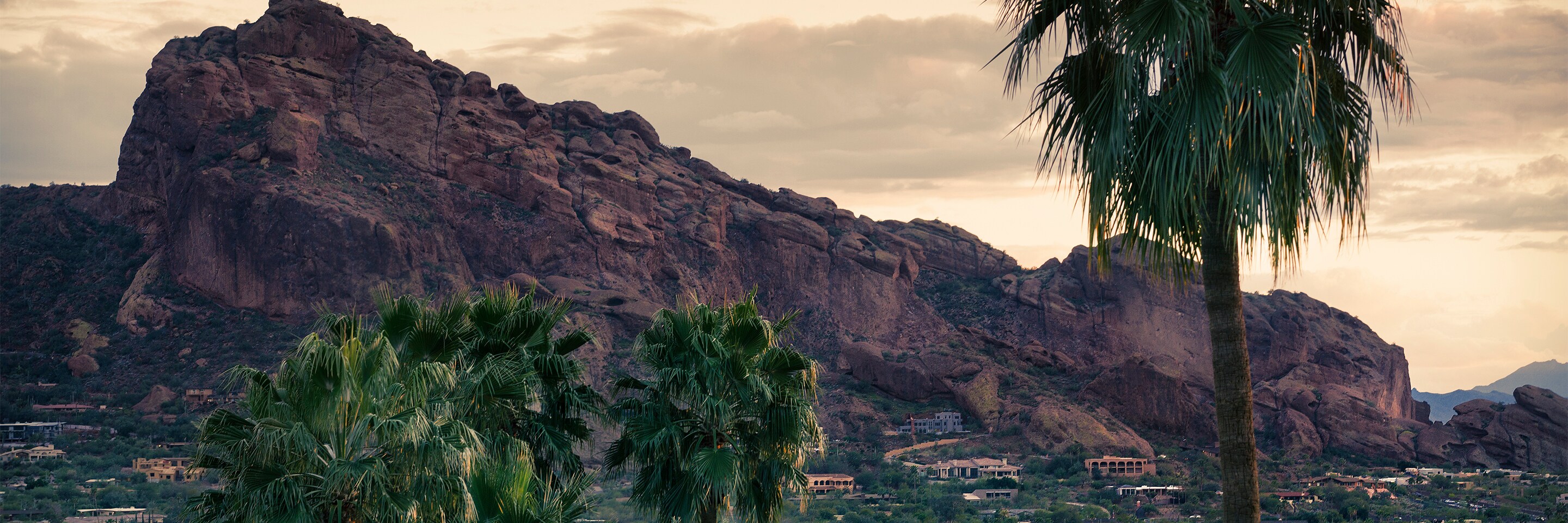 Camelback hiking near mountain hotels and resorts.