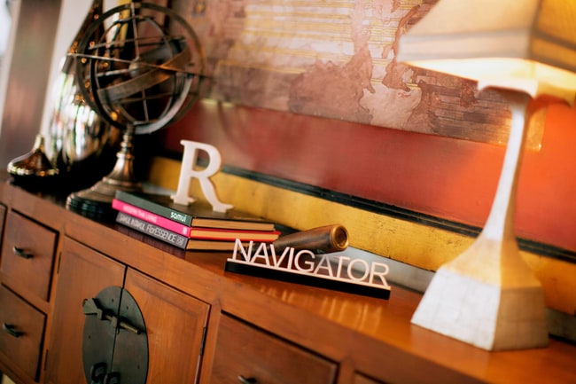 R Navigator
