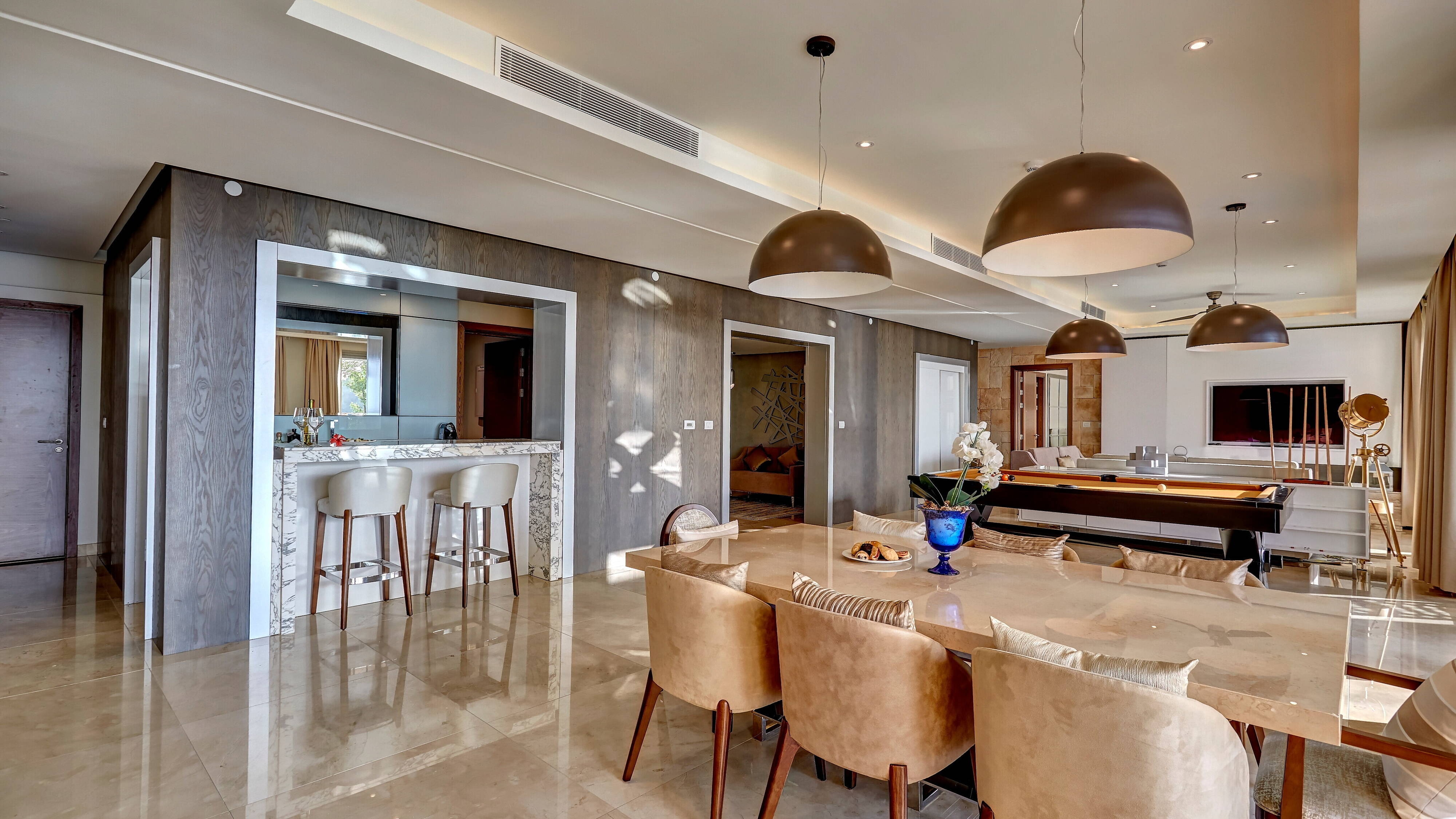 Suites & Villas: One Kid Free and The Pinnacle of Luxury Living