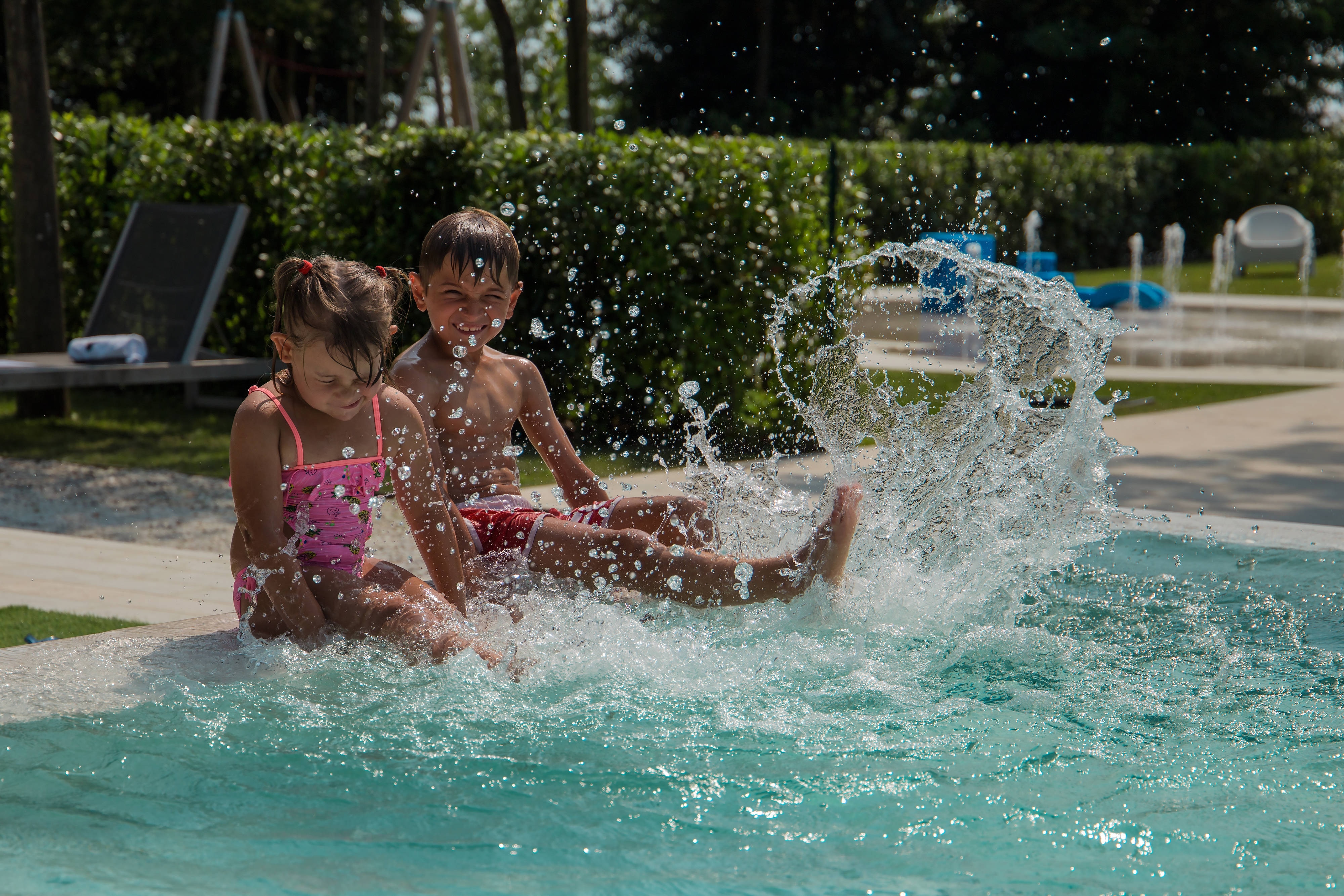 Family Pool & Water Play Fountains