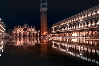 Acqua alta a Piazza San Marco