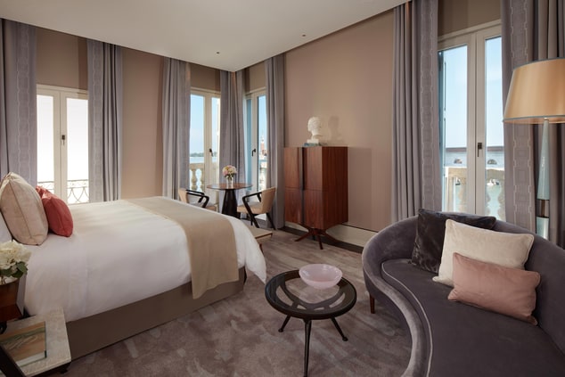 Luxury Grand Canal View Room