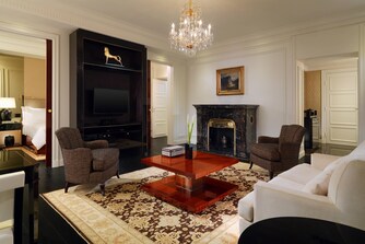 Bristol Suite - Living Room