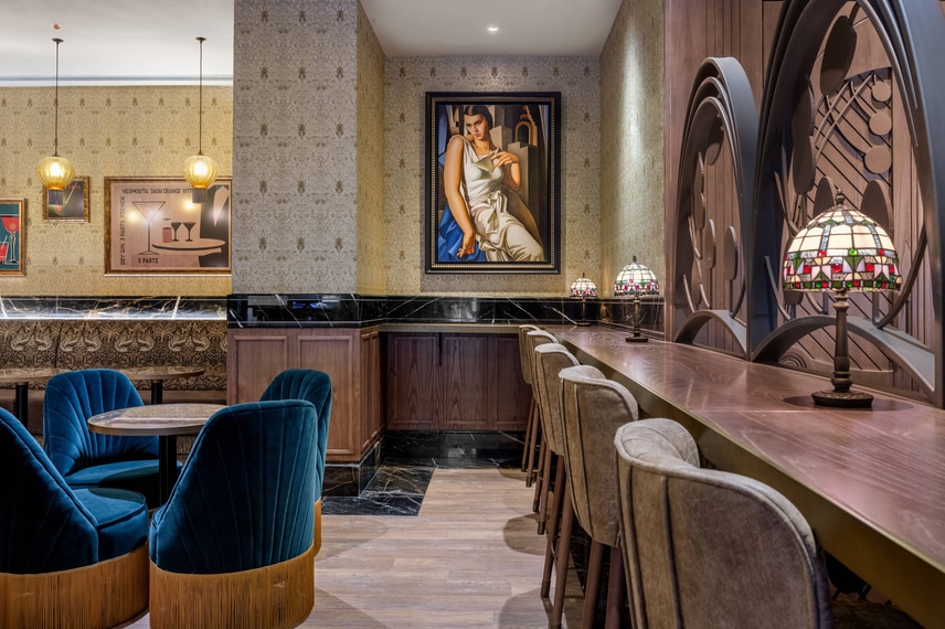 Bar y lounge El Modernista