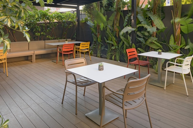AC Lounge - Outdoor Terrace