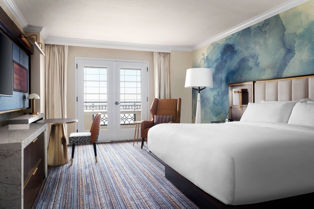 Enjoy a newly renovated room with a comfortable king bed overlooking the atrium.
