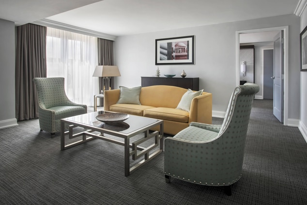 Washington DC hotel suite