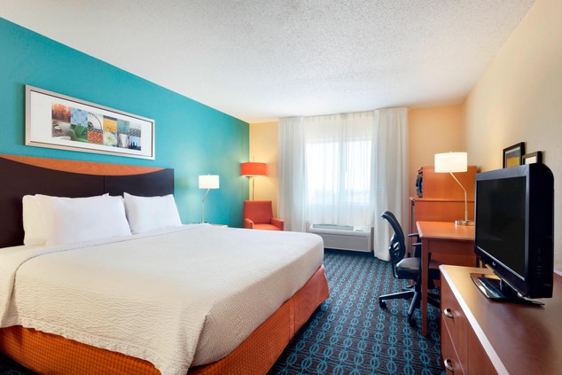 King Bed Hotel Room Waco
