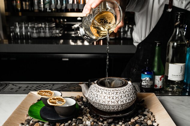 H Tasting Lounge - Tea-Infused Cocktails