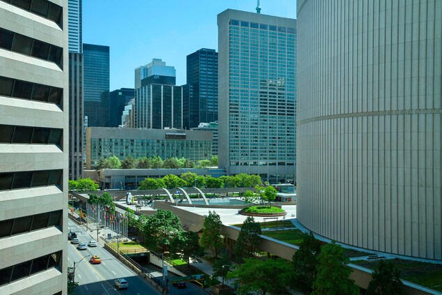 City view Toronto hotel room