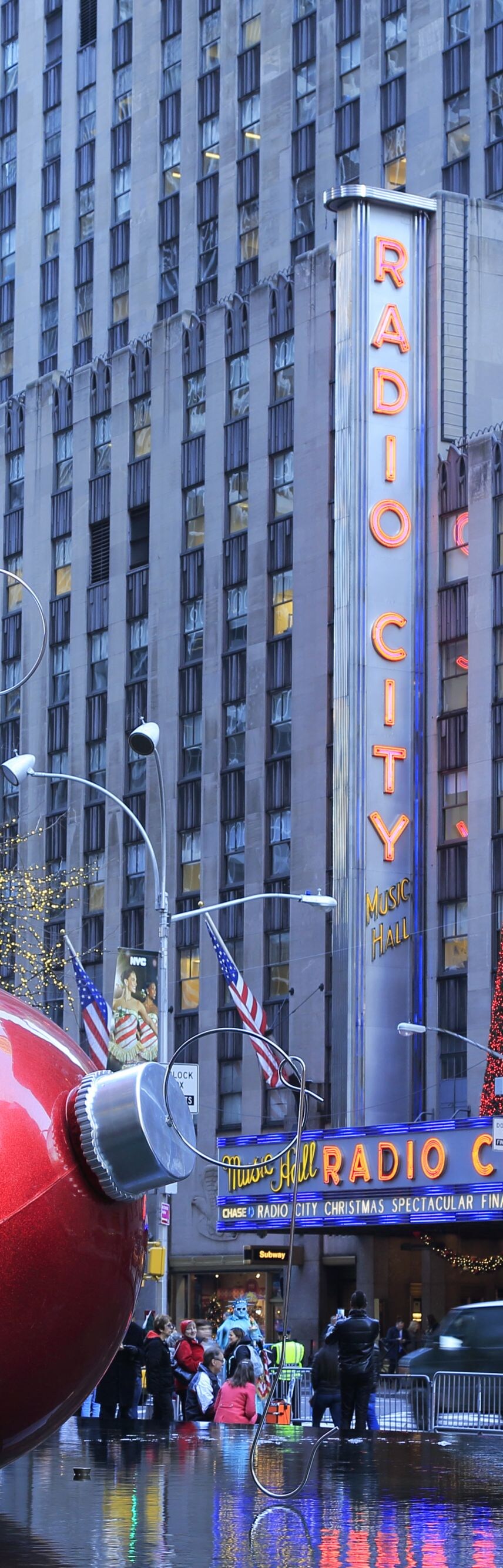 Christmas decorations on 6th Avenue