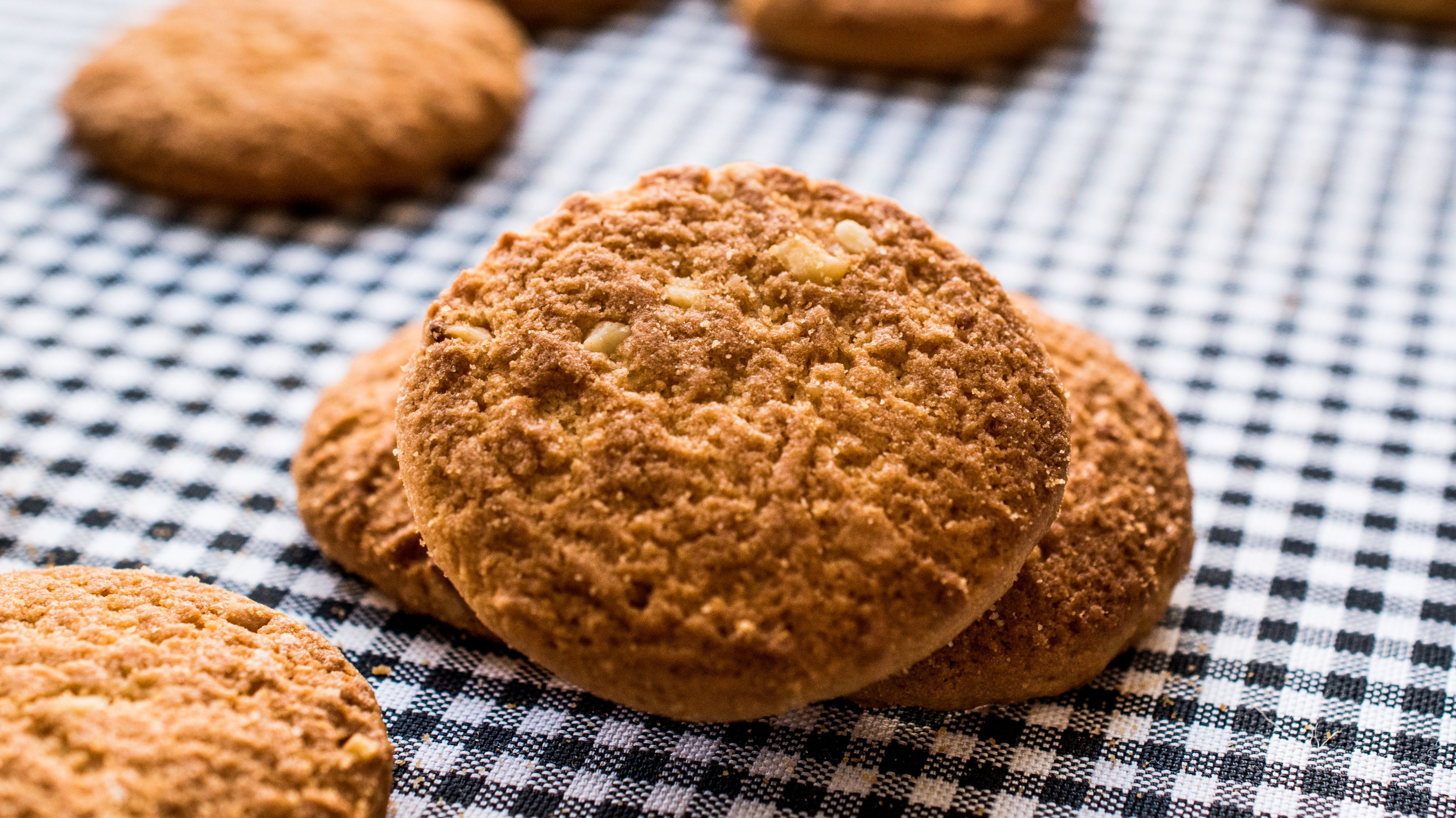 Milk & Cookies, Vespera-Style