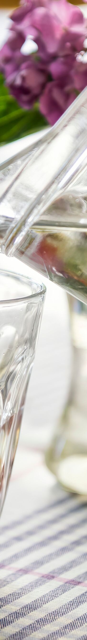 30-40 years, adults, casual, caucasian, dishes, glass, glass jar, leisure, mid adults, mineral water, thirst, woman