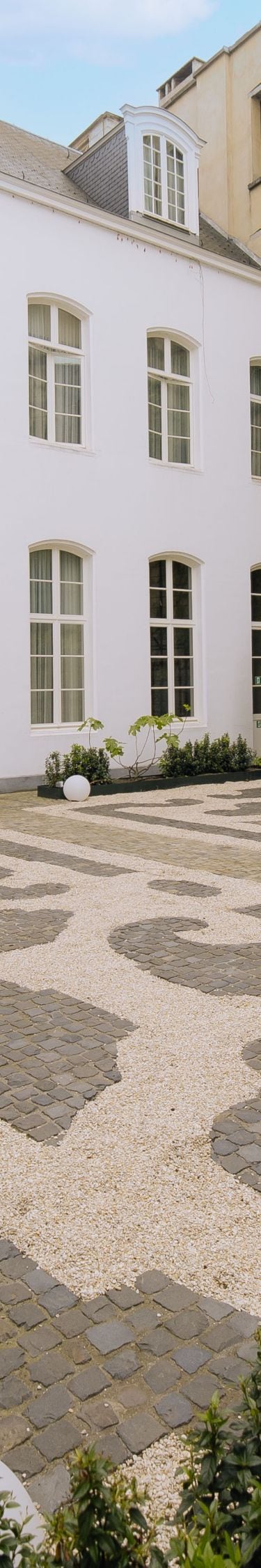 Spacious outdoor square connected to the patio